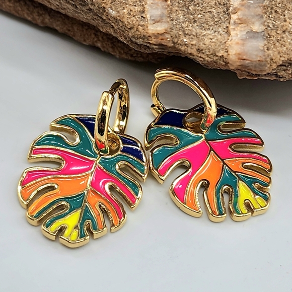 Anthro Jewelry Rio Designer Earrings 18k Gold Plated Tropical Palm Leaf - Picture 1 of 13